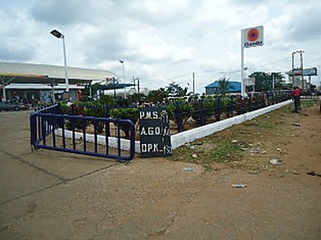 Branding/Painting of Oando Service Station Amobia, Anambra State