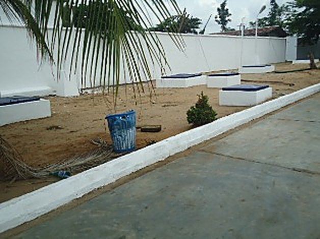 PAINTED WALLS, AGO AND HHK TANKS COVER AND MANHOLES